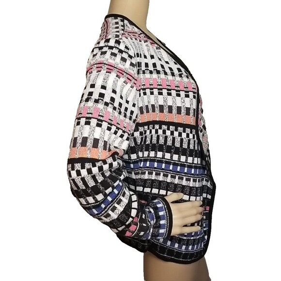 Stylish Women's Multicolor Open-Front Sweater - Picture 2 of 8